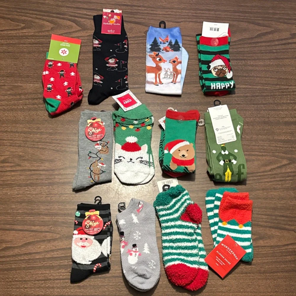 NEW 12 Lot Christmas Holiday Sock Lot